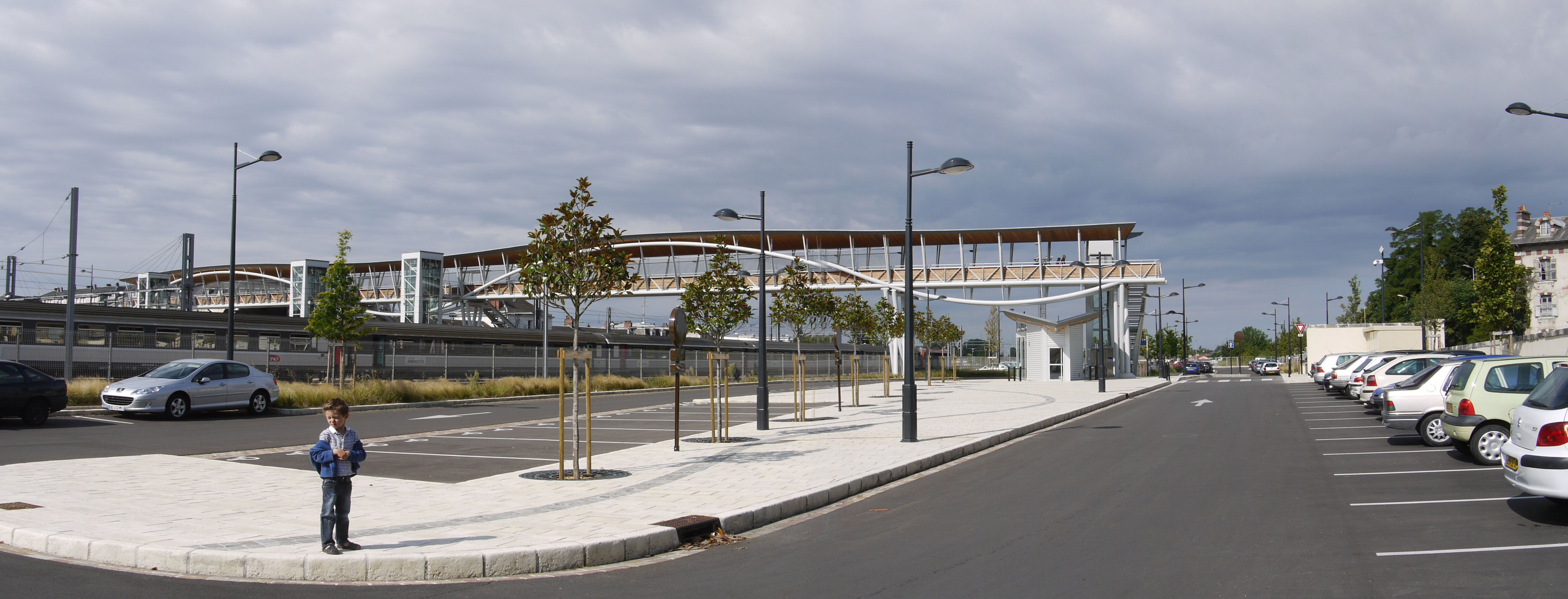 B+M Architecture - Vue côté parking créé